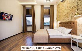 Apartments On Ploshcha Ukrainskykh Heroiv